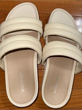 Vionic Cream Double-Band Padded Slide Sandal Mayla size 9.5